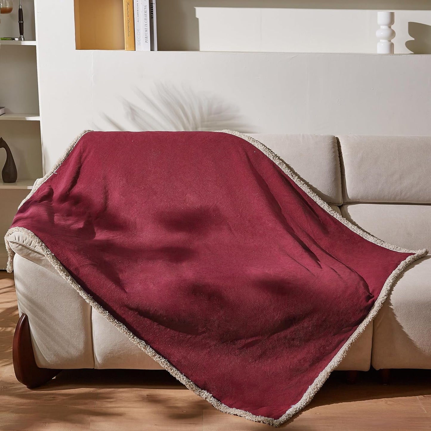 Waterproof Dog Blanket, Reversible Pee Proof Couch Cover for Pets, Furniture Protector for Sofa Bed, Washable, Hair Resistant, Stain Proof